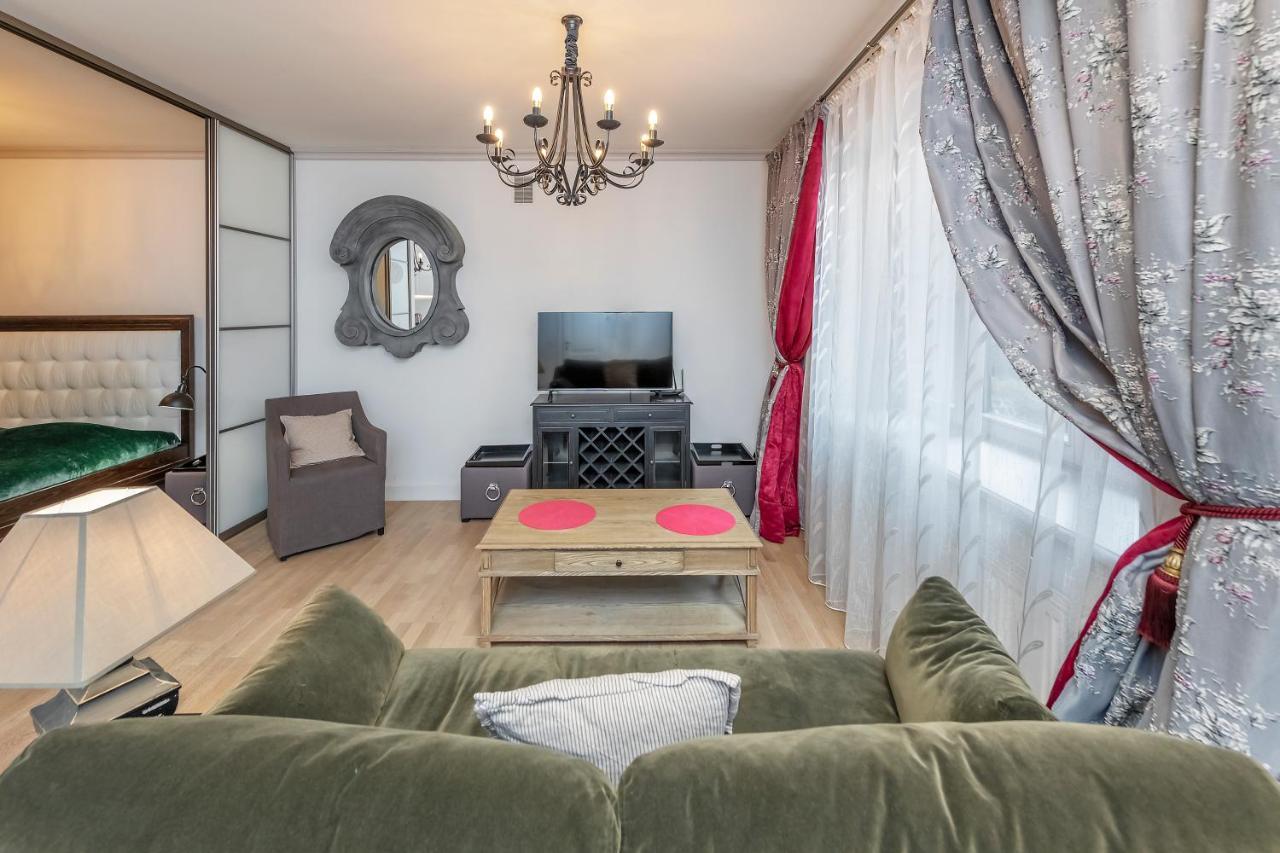 Luxury Gaono Apartments Vilnius Old Town I Self Check In I Free Private Parking VNO Exterior foto