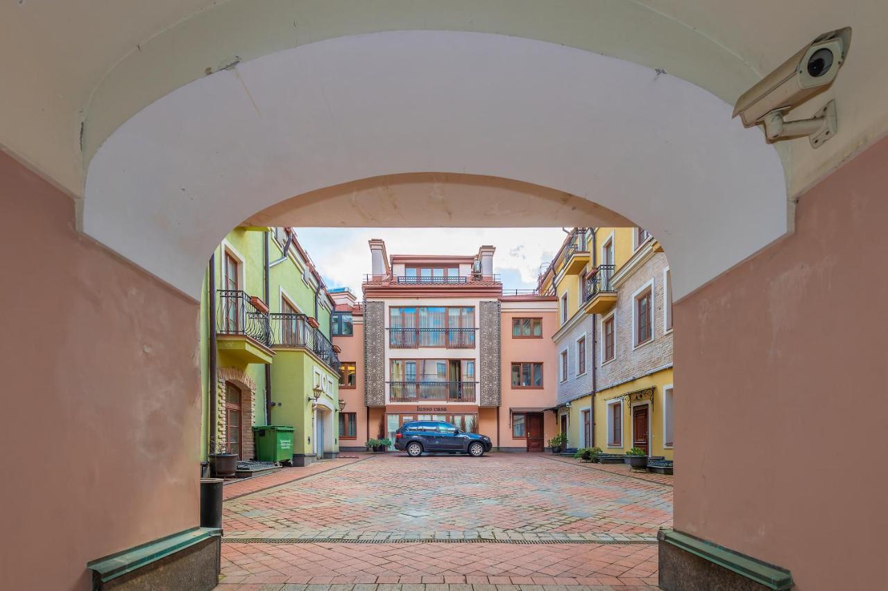 Luxury Gaono Apartments Vilnius Old Town I Self Check In I Free Private Parking VNO Exterior foto