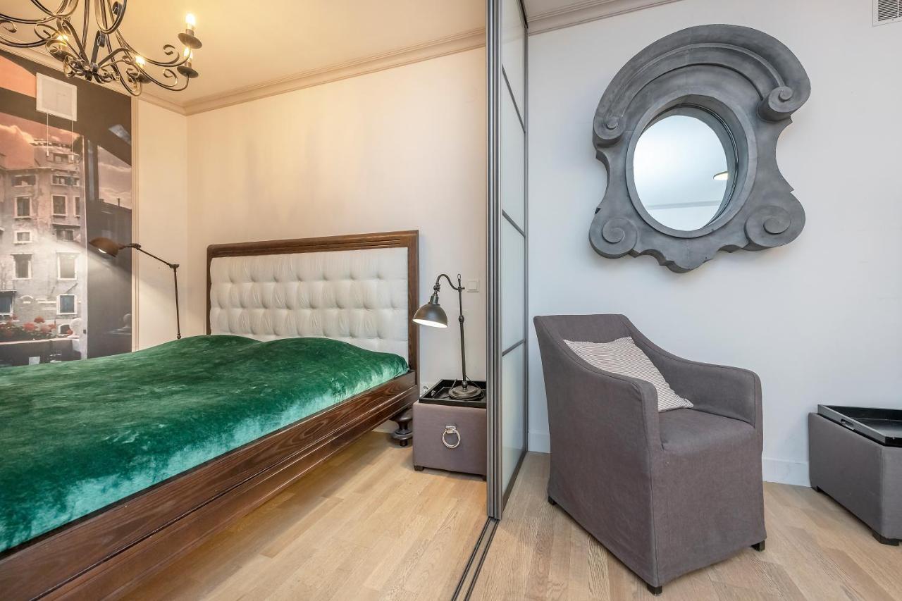 Luxury Gaono Apartments Vilnius Old Town I Self Check In I Free Private Parking VNO Exterior foto