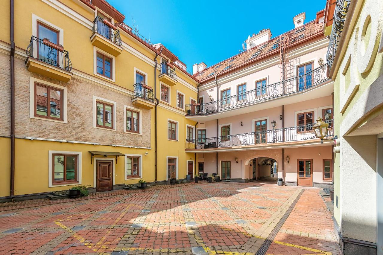 Luxury Gaono Apartments Vilnius Old Town I Self Check In I Free Private Parking VNO Exterior foto
