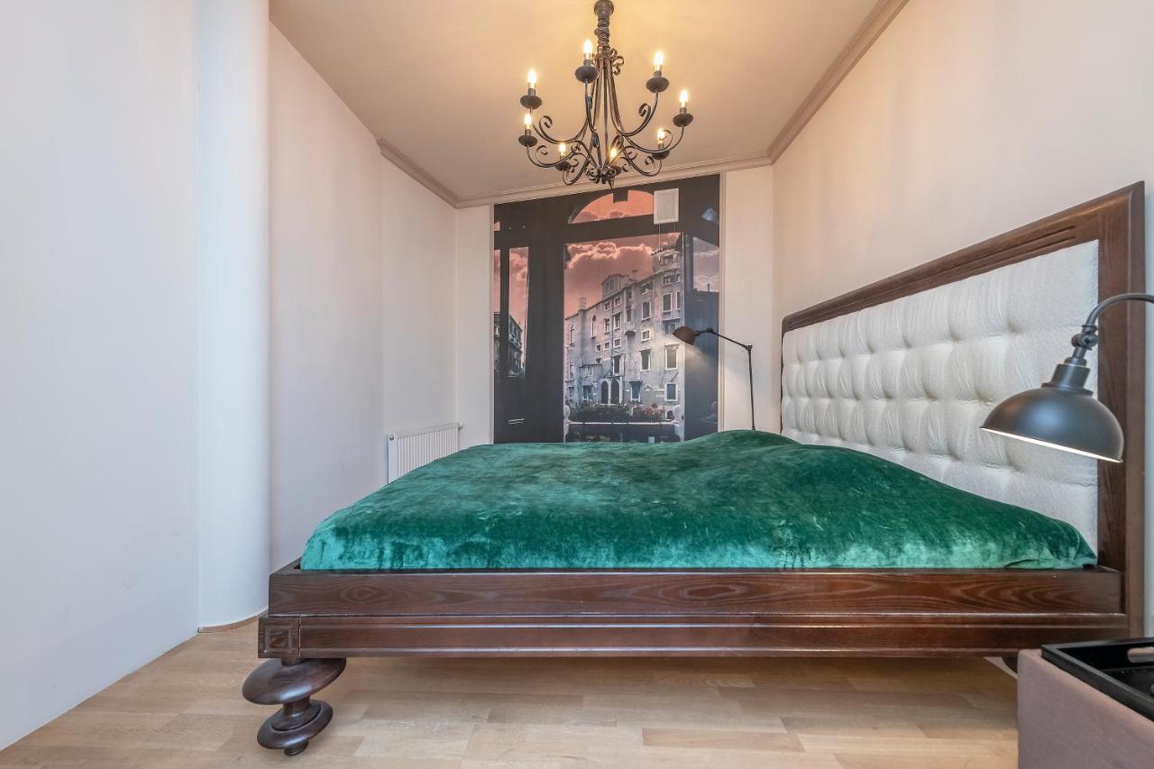 Luxury Gaono Apartments Vilnius Old Town I Self Check In I Free Private Parking VNO Exterior foto